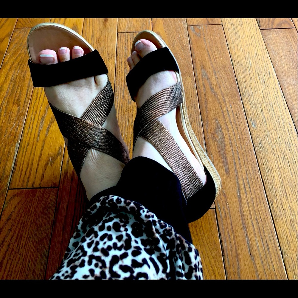 Eric Michael sandals size 10!